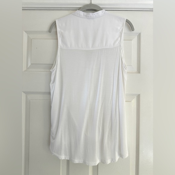 Splendid Hi-Low Surplice Sleeveless Blouse White - Picture 4 of 9